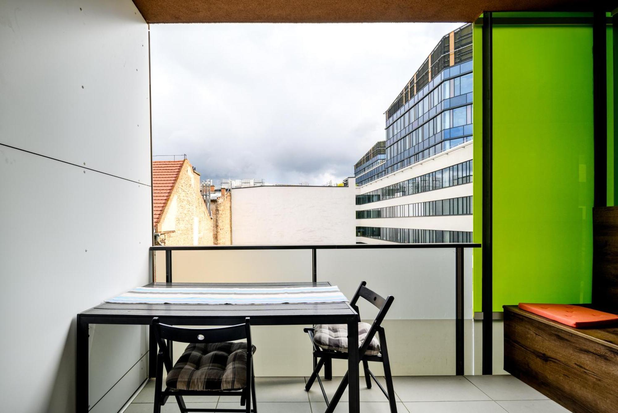 Atrium Residence Deluxe Suite-Free Parking Garage Same Building Budapest Extérieur photo