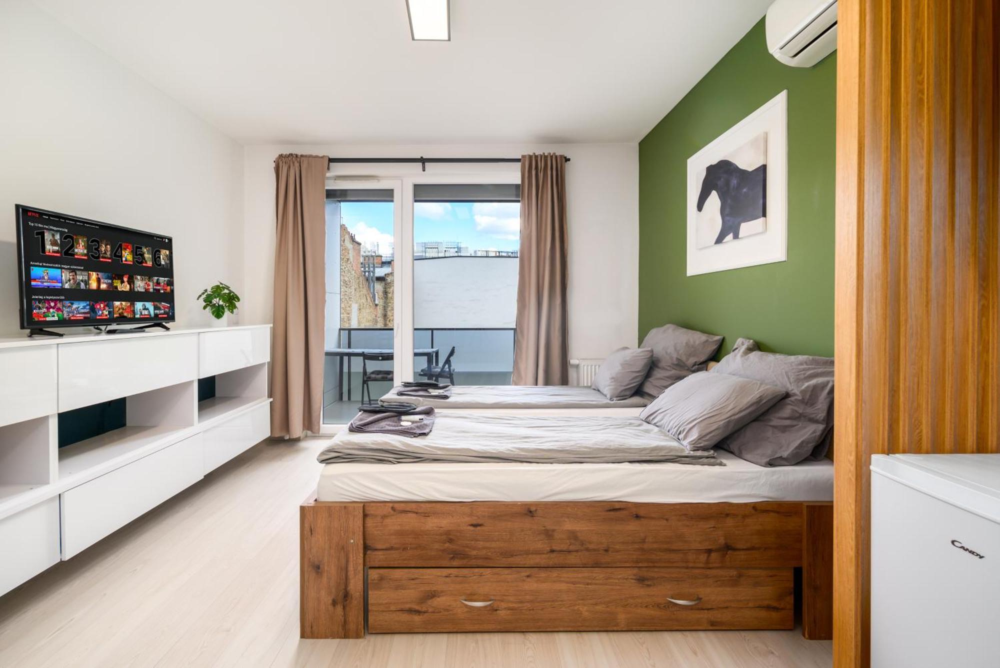 Atrium Residence Deluxe Suite-Free Parking Garage Same Building Budapest Extérieur photo